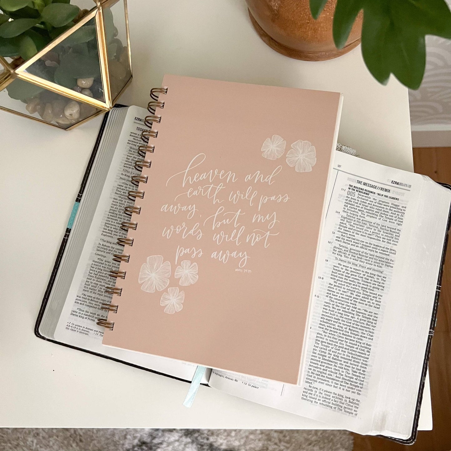 Bible study notebook | Bible journal | Christian notebook: Green - Fresh Start Candles