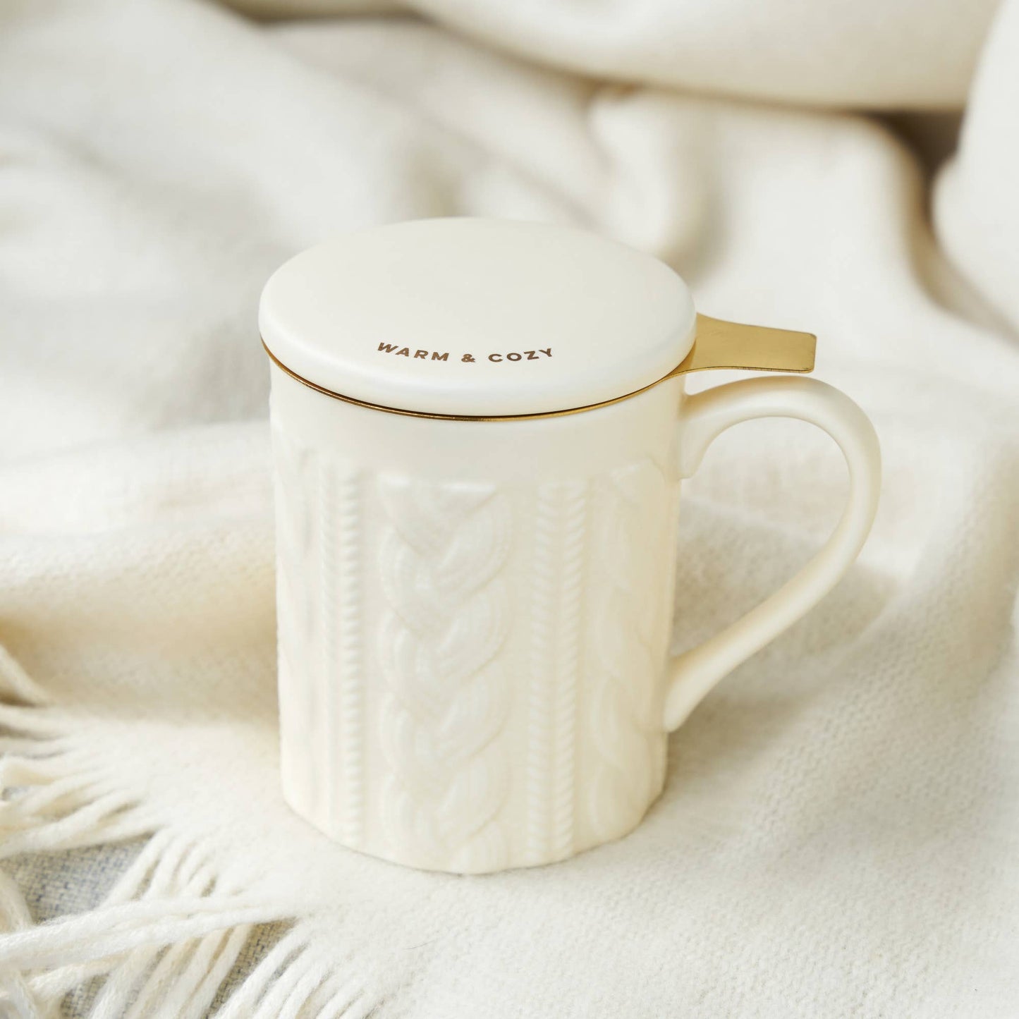 Annette™ 3D Ceramic Mug with Infuser Knit Warm and Cozy - Fresh Start Candles